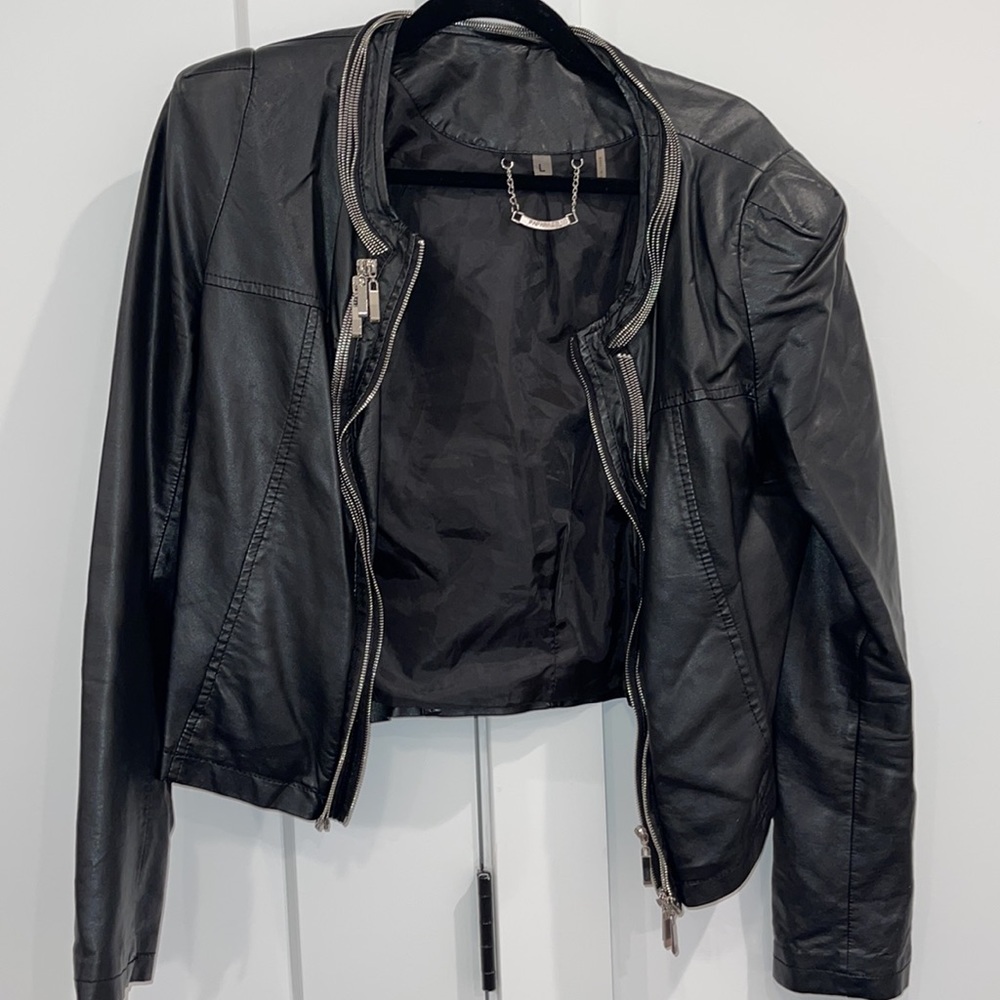 Paparazzi by biz faux leather jacket